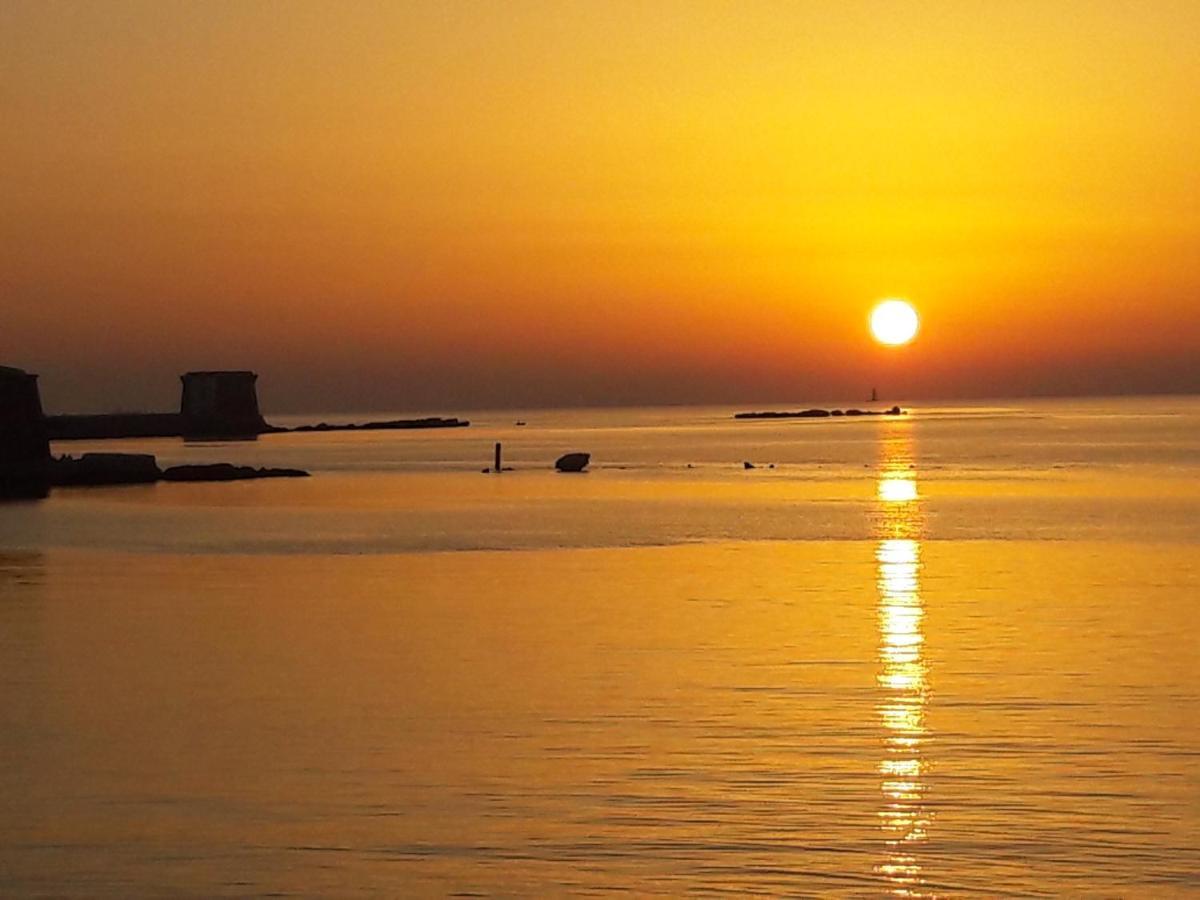 La Terrazza Su Trapani - Appartamento Monaco المظهر الخارجي الصورة
